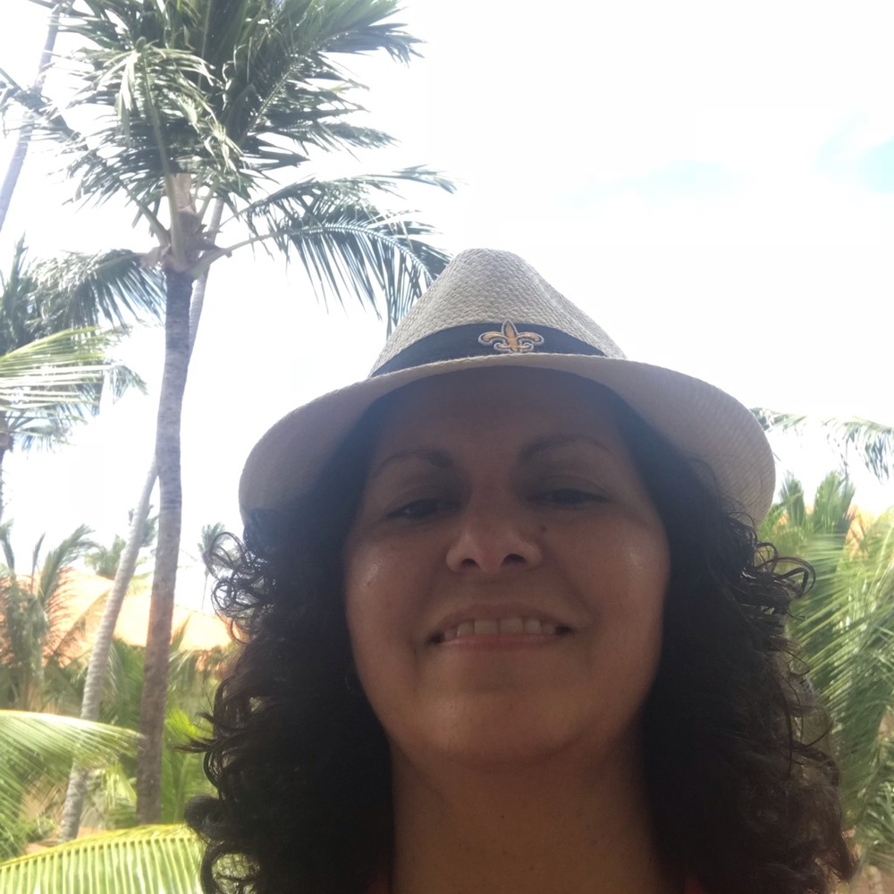 Meet your Posher, April